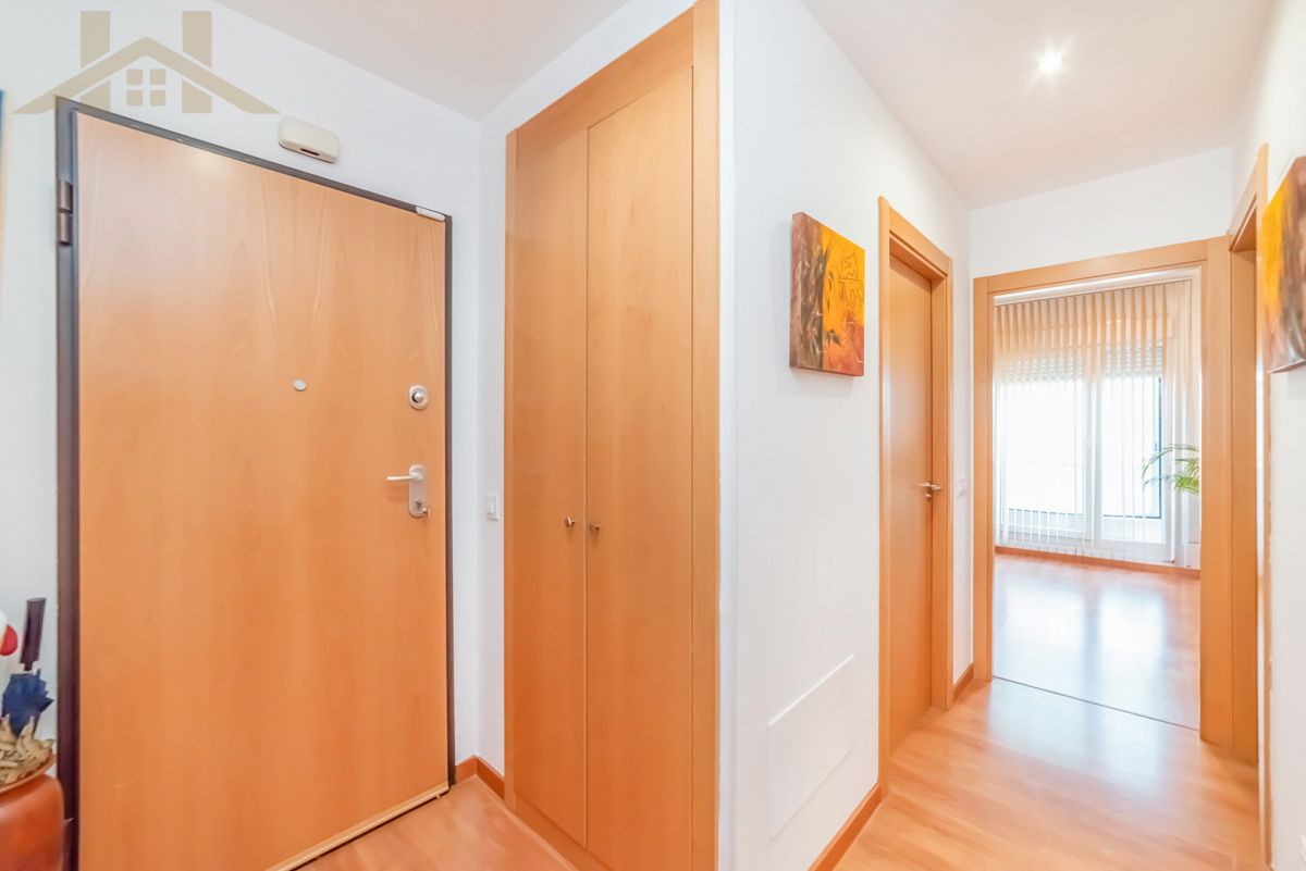 Flat for sale in Sevilla la Nueva  with Air Conditioner, Heating and Storage room