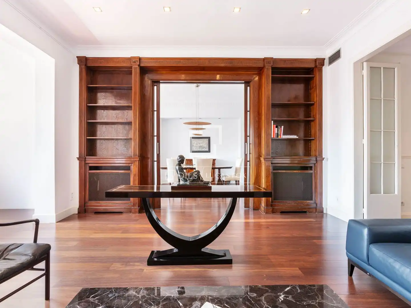 Flat for sale in Barcelona  with Air Conditioner, Heating and Terrace