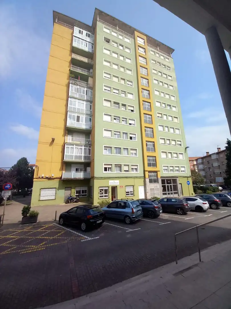 Exterior view of Flat for sale in Torrelavega   with Heating, Terrace and Furnished
