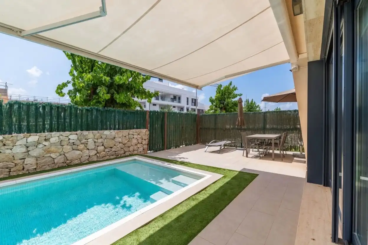 Piscina de Casa o chalet en venta en Pilar de la Horadada con Aire acondicionado, Calefacción y Jardín privado