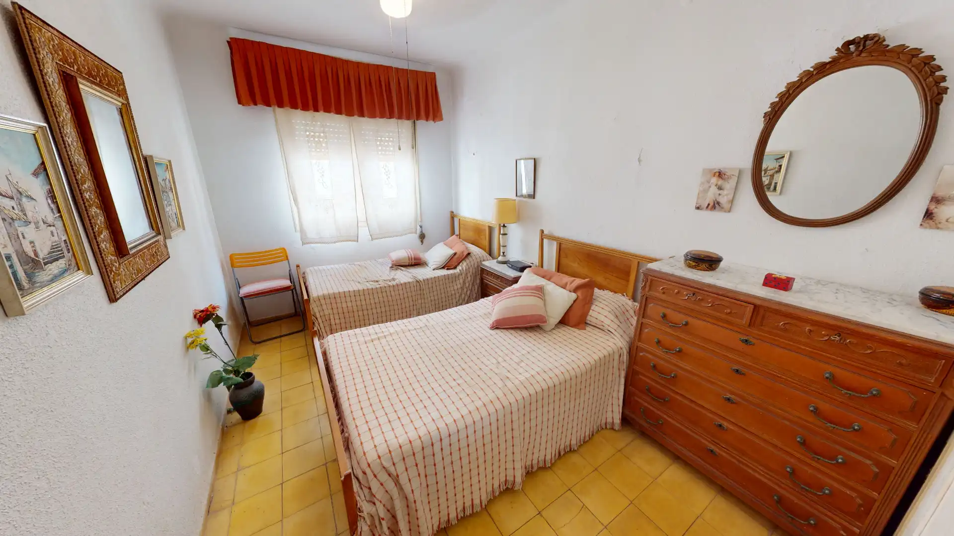 Schlafzimmer von Wohnung zum Verkauf in El Campello mit Möbliert, Ofen und Waschmaschine