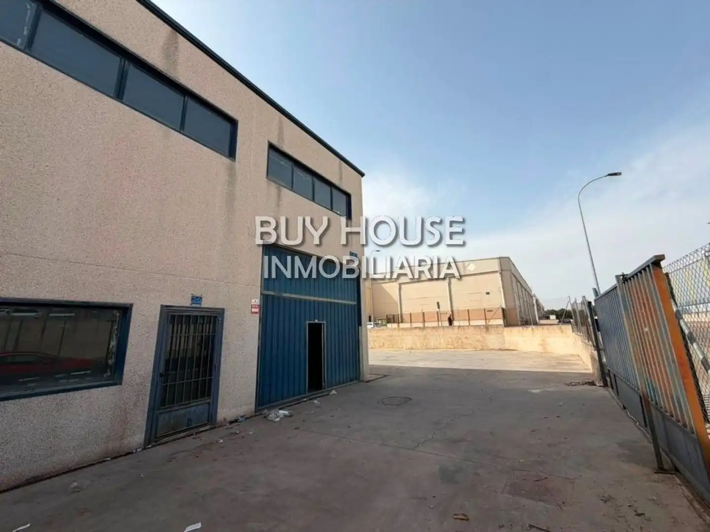 Industrial building for sale in Estación - Cruz Roja, imagen 2
