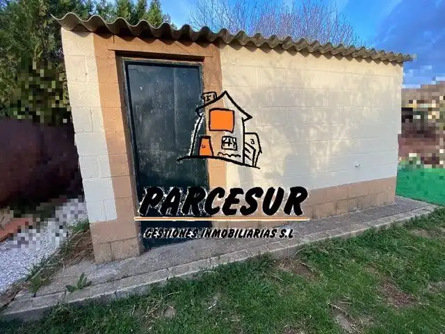 Parking of Houses for sale in Córdoba  with Private garden and Storage room