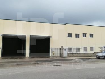 Nave industrielle à louer à Avinguda dels Fusters