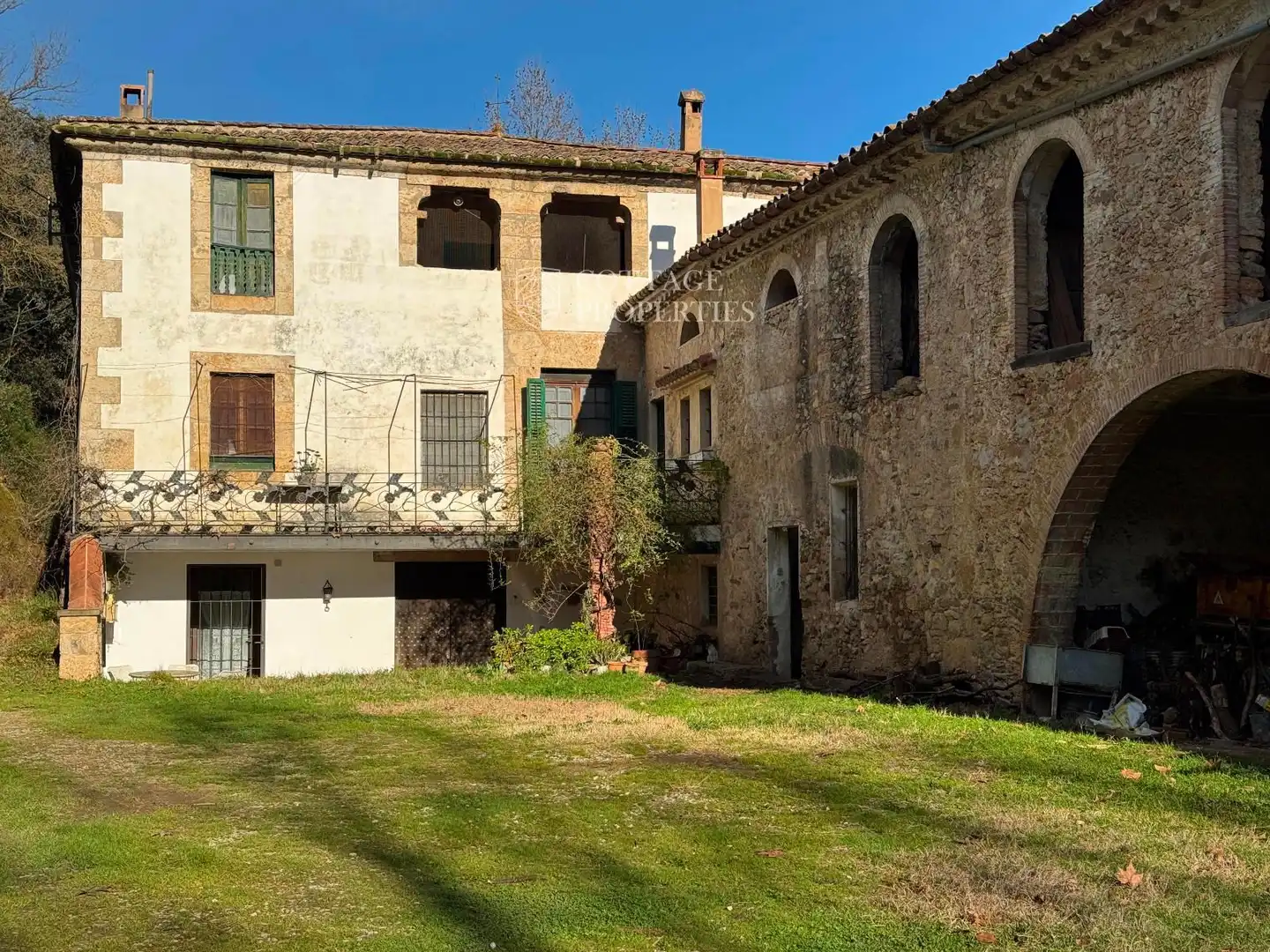 Vista exterior de Finca rústica en venda en Sant Ferriol amb Terrassa