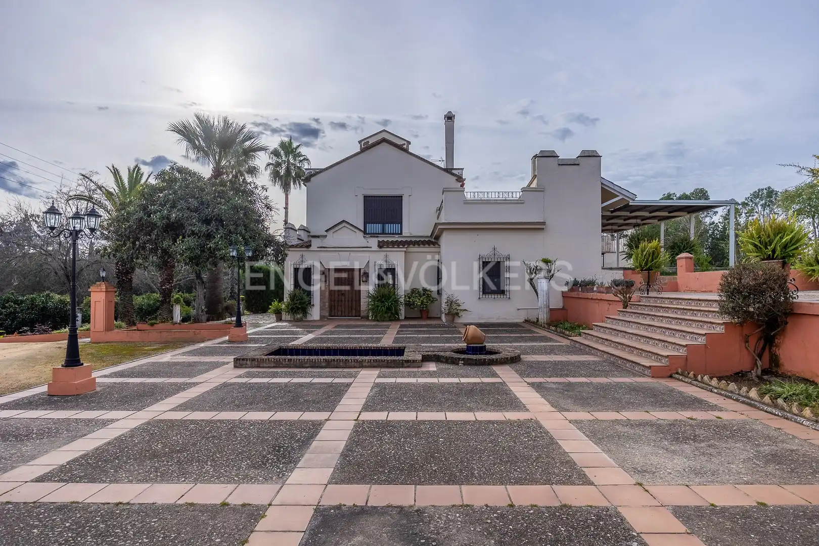 Vista exterior de Finca rústica en venta en Olivares con Calefacción, Jardín privado y Piscina