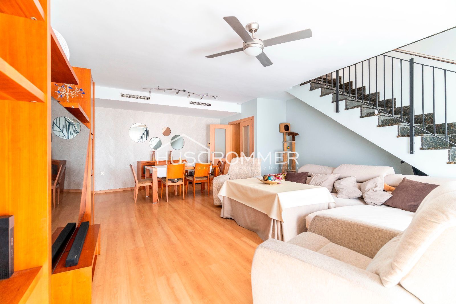 Sala d'estar de Dúplex en venda en Vila-real amb Aire condicionat i Terrassa