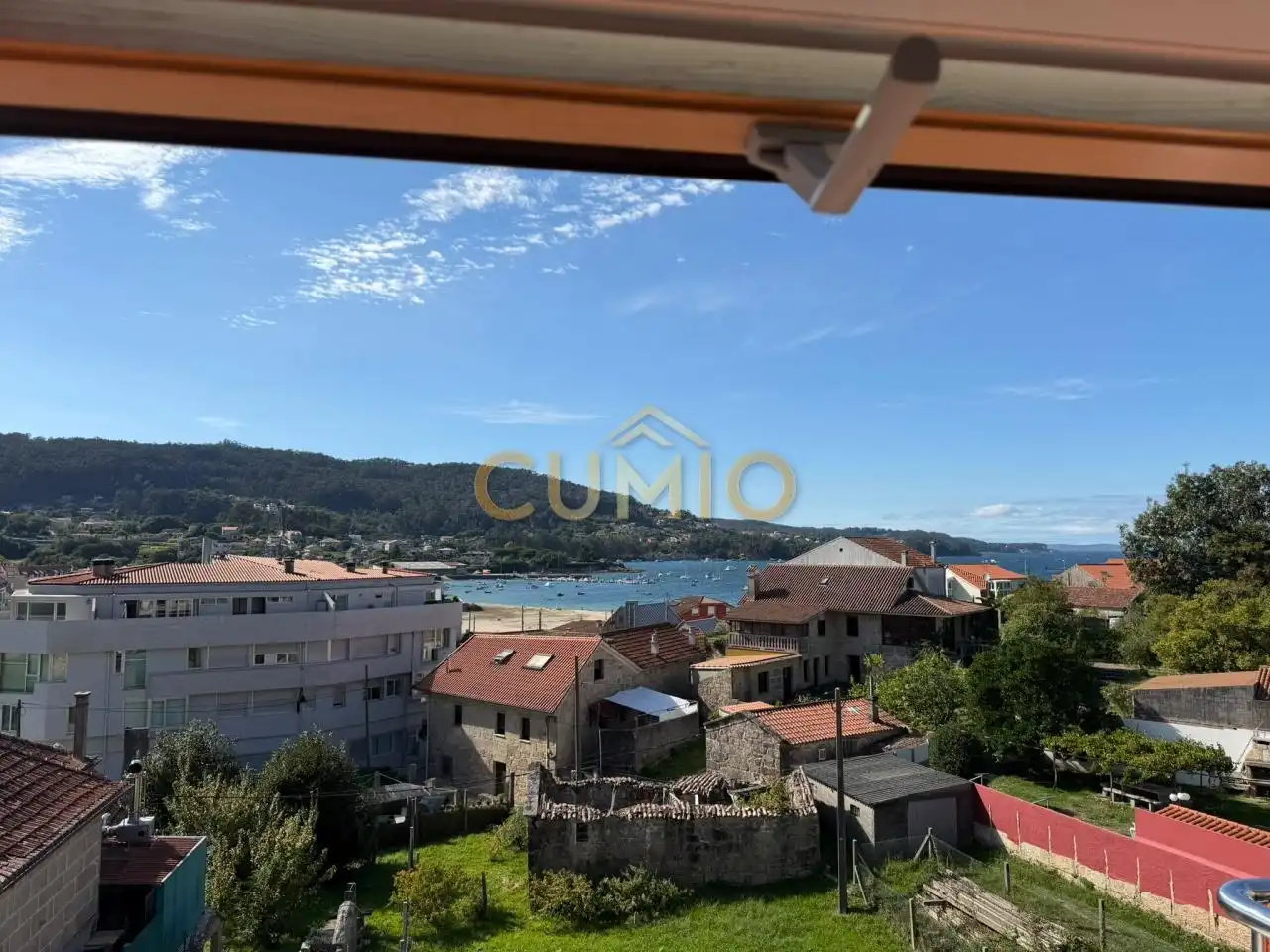 Terrassa de Apartament en venda en Cangas  amb Calefacció, Parquet i Terrassa