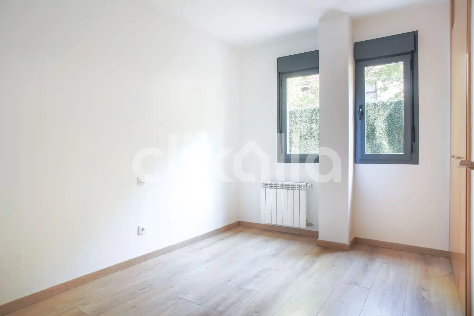 Bedroom of Flat for sale in Las Rozas de Madrid  with Heating, Private garden and Terrace