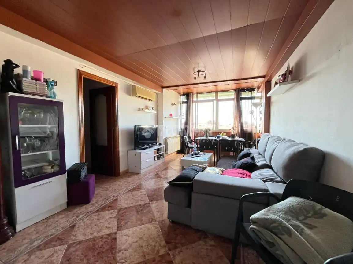 Sala de estar de Piso en venta en Alcalá de Henares con Calefacción y Balcón