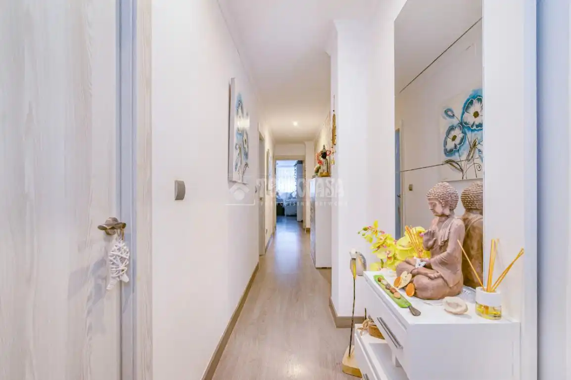Flat for sale in Loja  with Air Conditioner, Parquet flooring and Balcony