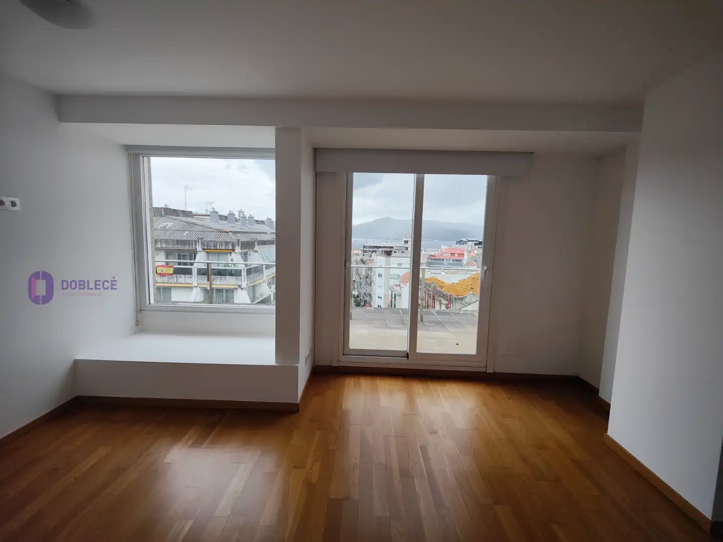 Piso con terraza en alquiler en Rúa da Ronda de Don Bosco, imagen 37
