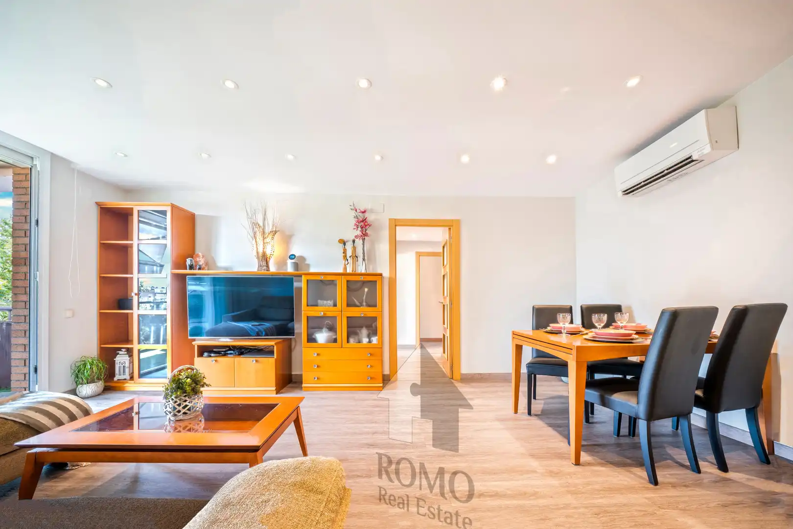 Bedroom of Flat for sale in Santa Perpètua de Mogoda  with Air Conditioner, Heating and Parquet flooring