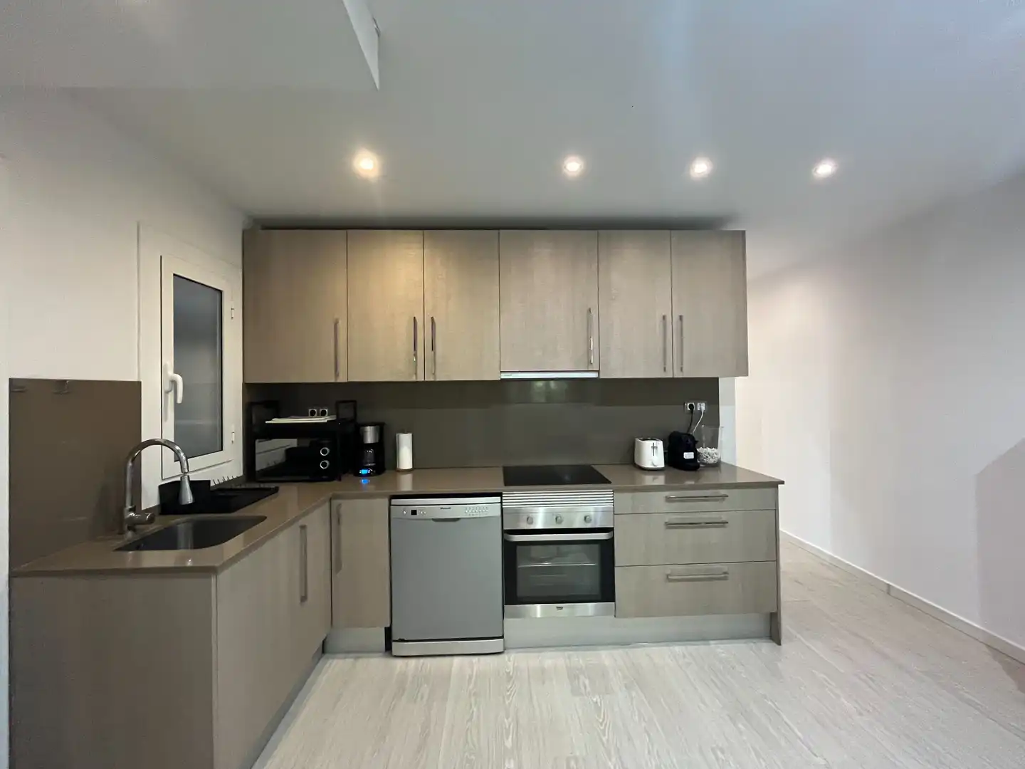 Kitchen of Flat for sale in Barcelona  with Air Conditioner, Heating and Furnished