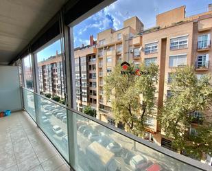 Exterior view of Flat to rent in  Valencia Capital  with Air Conditioner