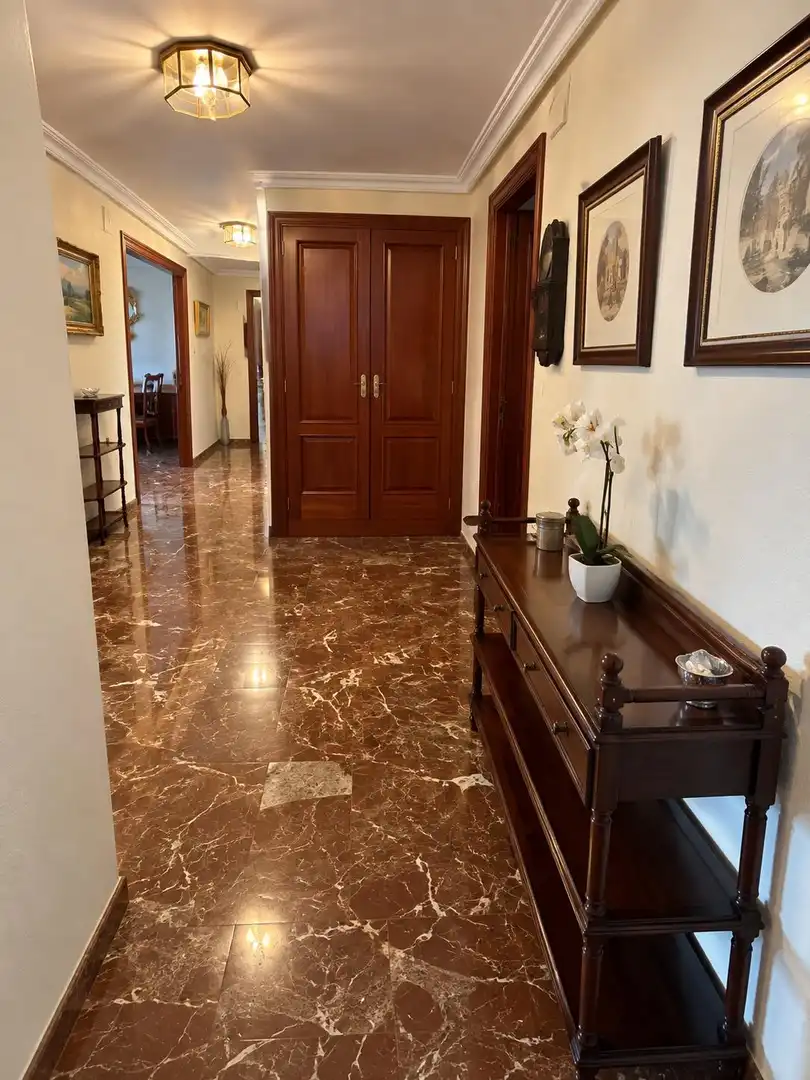 Piso de alquiler en Poniente-Sur