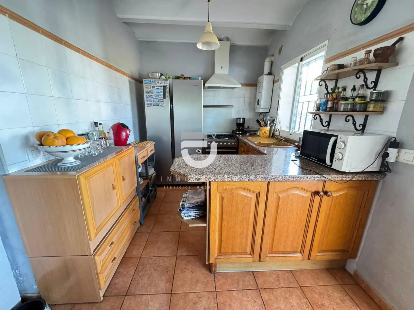 Cocina de Casa o chalet en venta en Daimús con Jardín privado, Terraza y Piscina