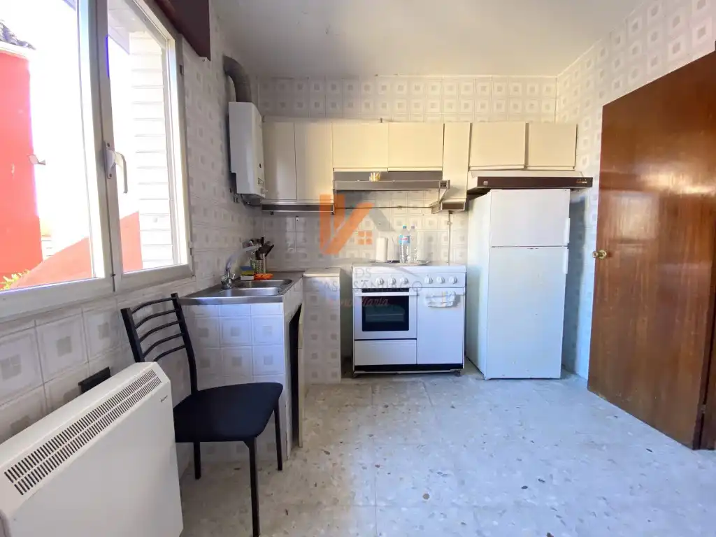 Cocina de Casa adosada en venta en Ribeira con Jardín privado, Horno y Microondas