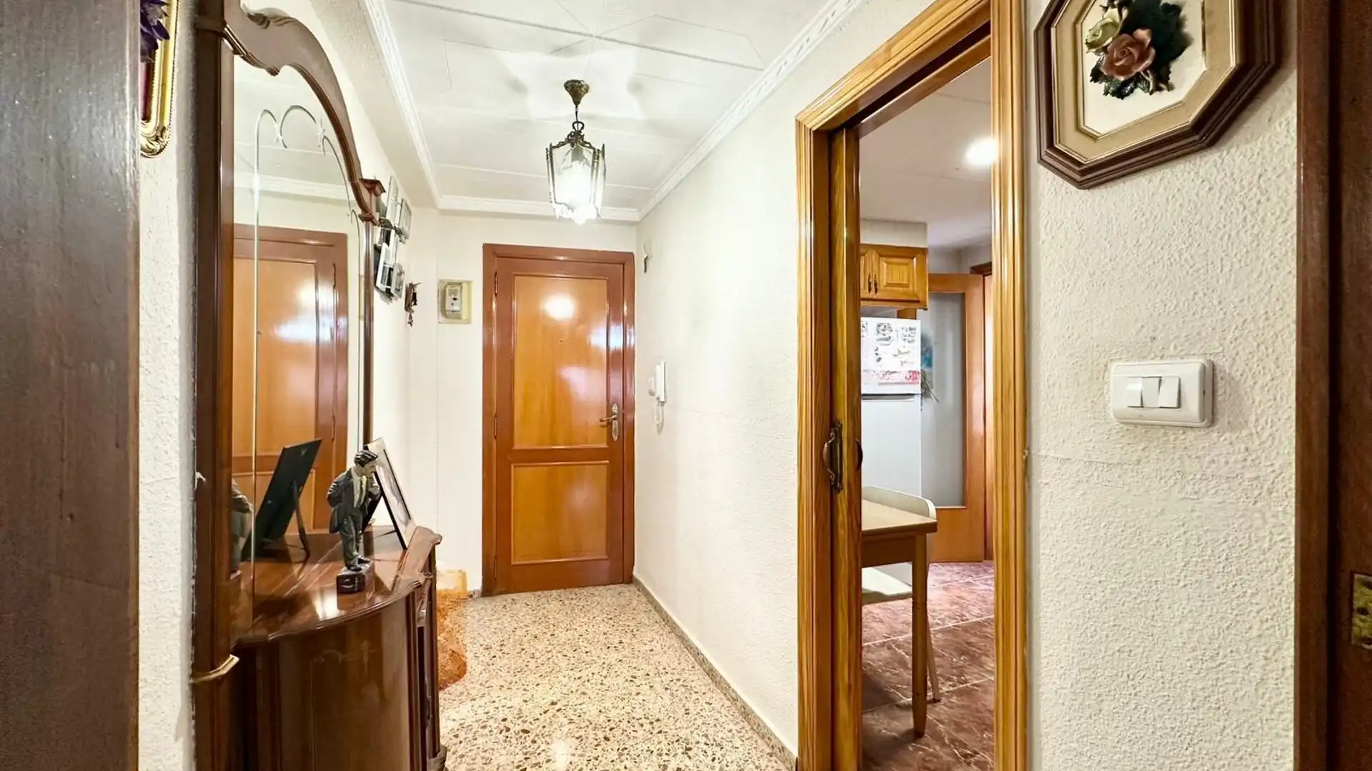 Flat for sale in Carlet  with Air Conditioner and Furnished