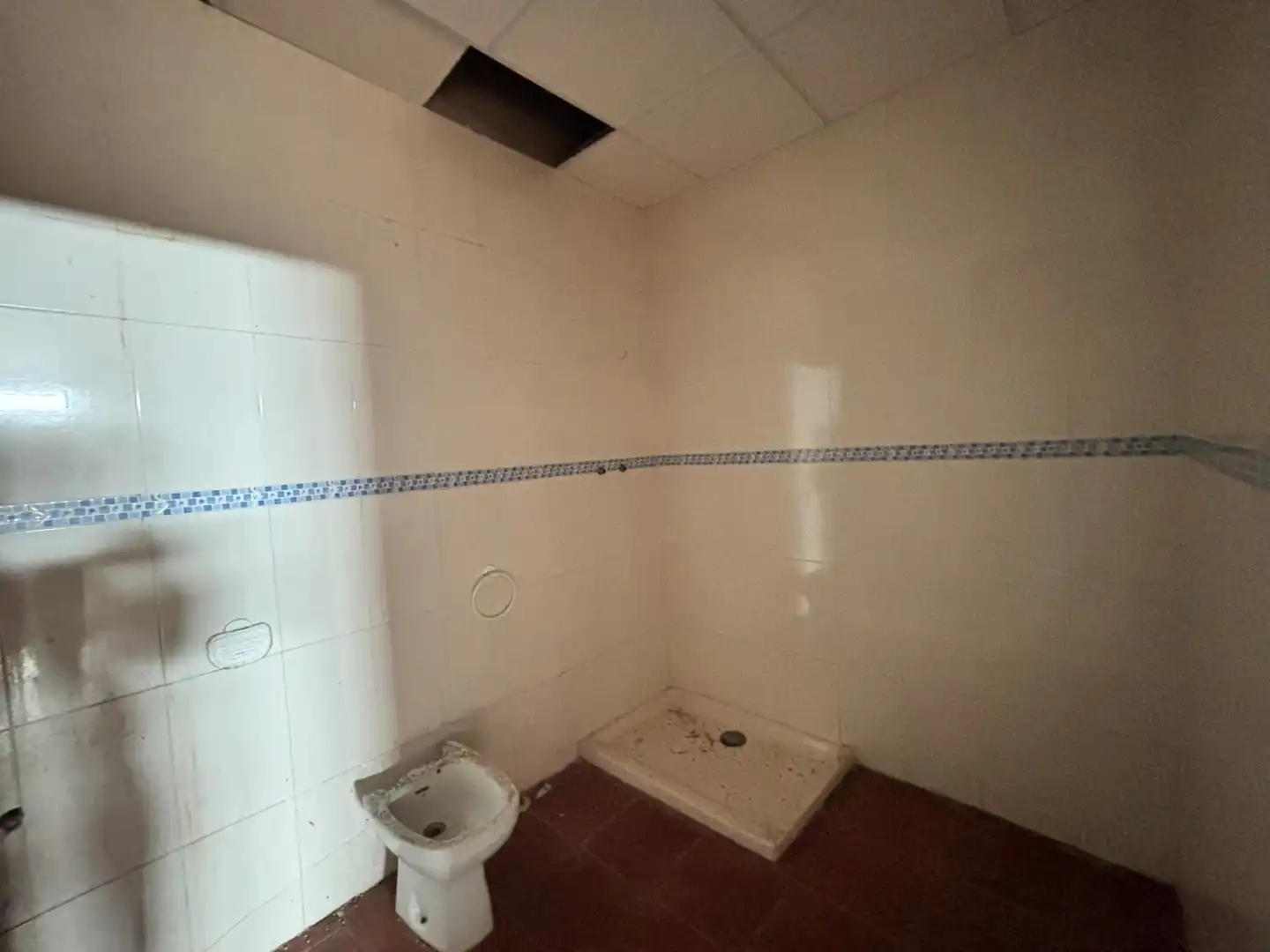 Bathroom of Houses for sale in Socuéllamos  with Private garden, Storage room and Alarm
