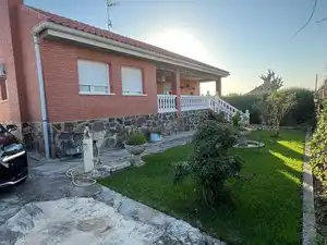 Houses for sale in Chozas de Canales