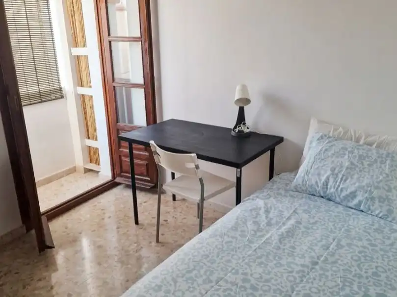Bedroom of Flat for share in Coín  with Terrace, Furnished and Oven