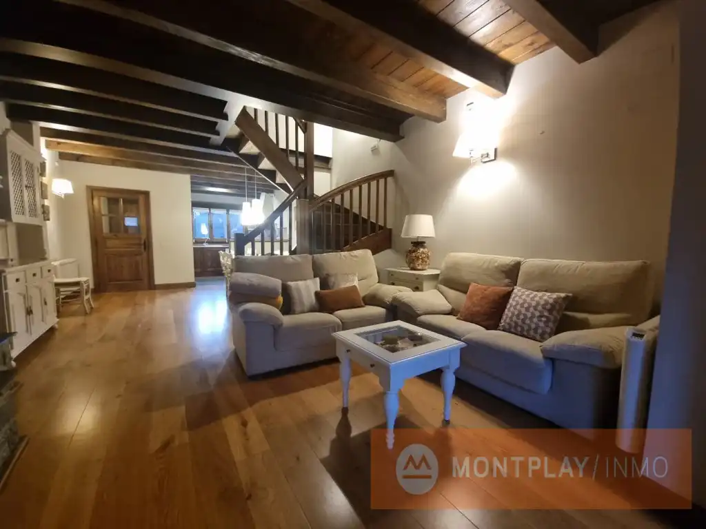 Sala de estar de Casa adosada en venta en Naut Aran