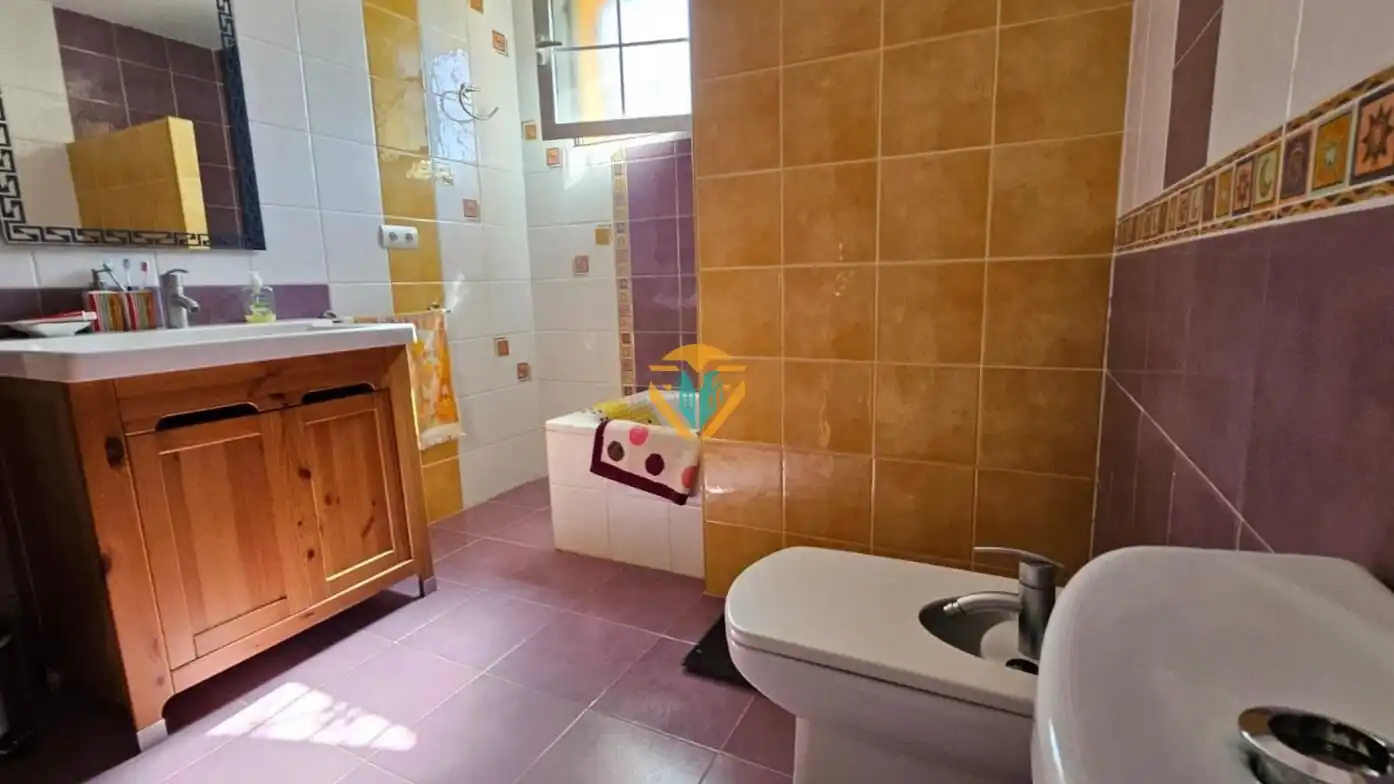 Bany de Casa o xalet en venda en Finestrat amb Calefacció, Jardí privat i Terrassa