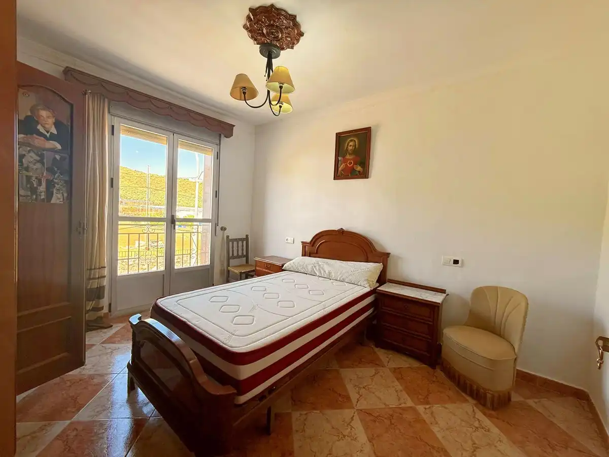 Habitación de Casa adosada en venta en Benamejí con Jardín privado, Terraza y Trastero