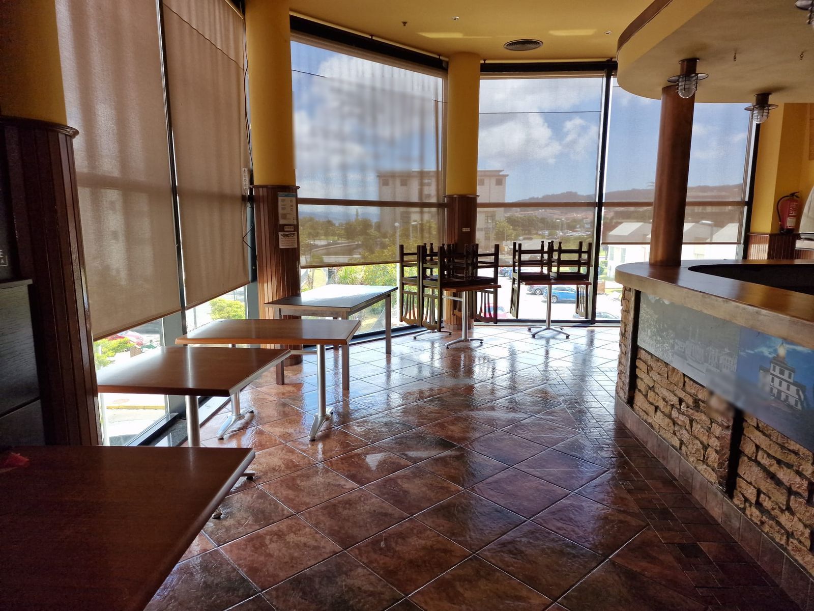 Local en venta en Avenida de Lino Rodríguez Madero, 6, Cee