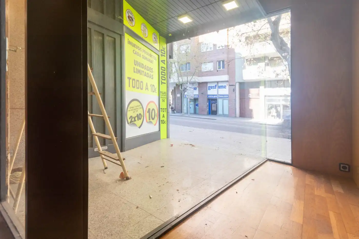 Geschaftsraum zur Miete in Centre - Sant Oleguer