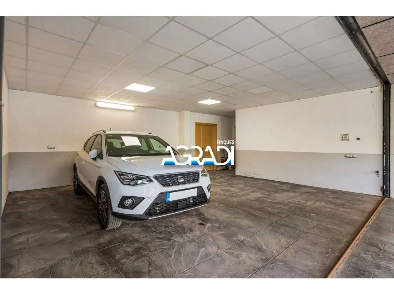 Parking of Houses for sale in Les Franqueses del Vallès  with Air Conditioner, Heating and Private garden