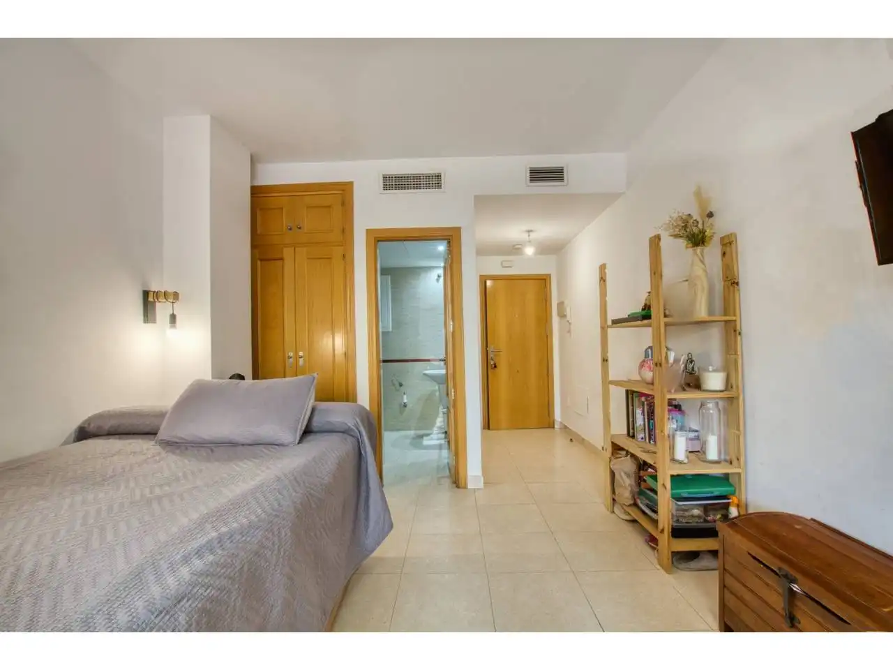 Bedroom of Study for sale in Rincón de la Victoria  with Air Conditioner, Terrace and Community pool