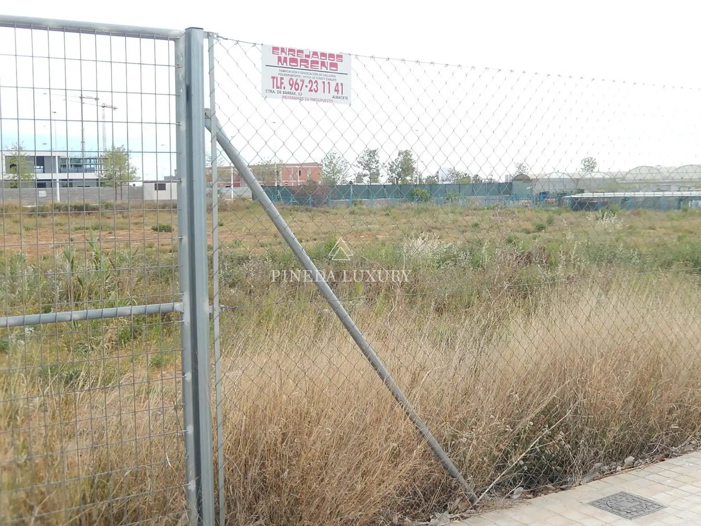 Industrial land for sale in Avenida fausto caruana, El Baladre