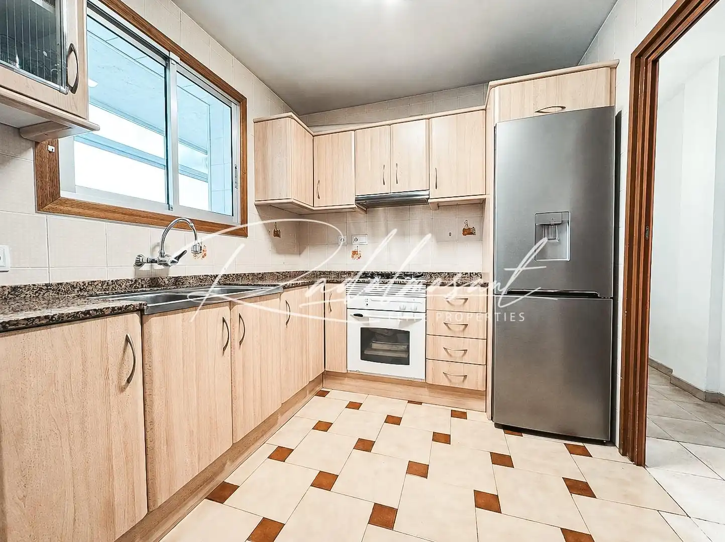 Küche von Wohnung zum Verkauf in Reus mit Heizung und Terrasse