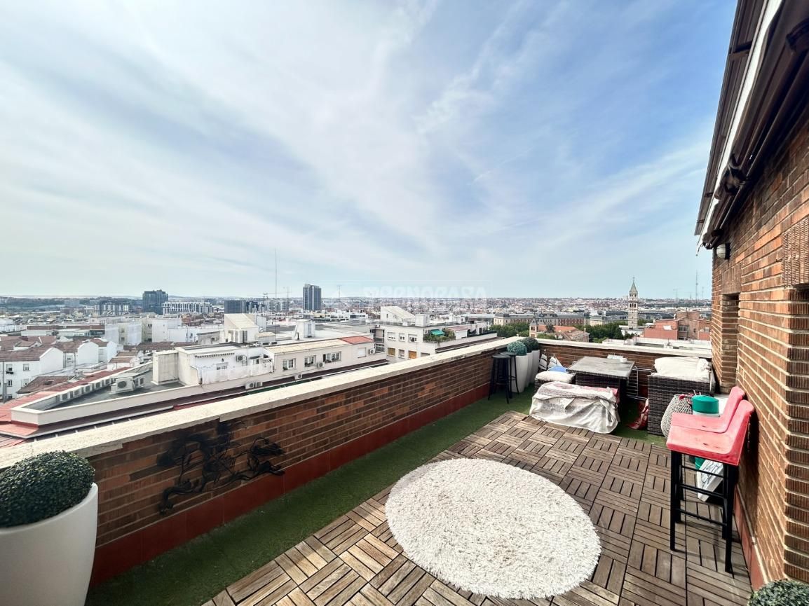 Terrace of Attic for sale in  Madrid Capital  with Air Conditioner, Heating and Terrace
