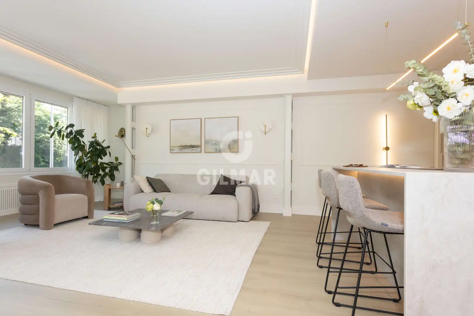 Living room of Flat for sale in Madrid  with Heating, Private garden and Storage room