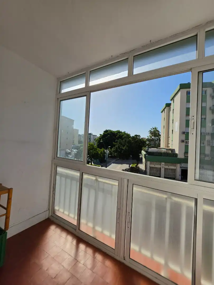 Vista exterior de Piso de alquiler en Málaga con Balcón