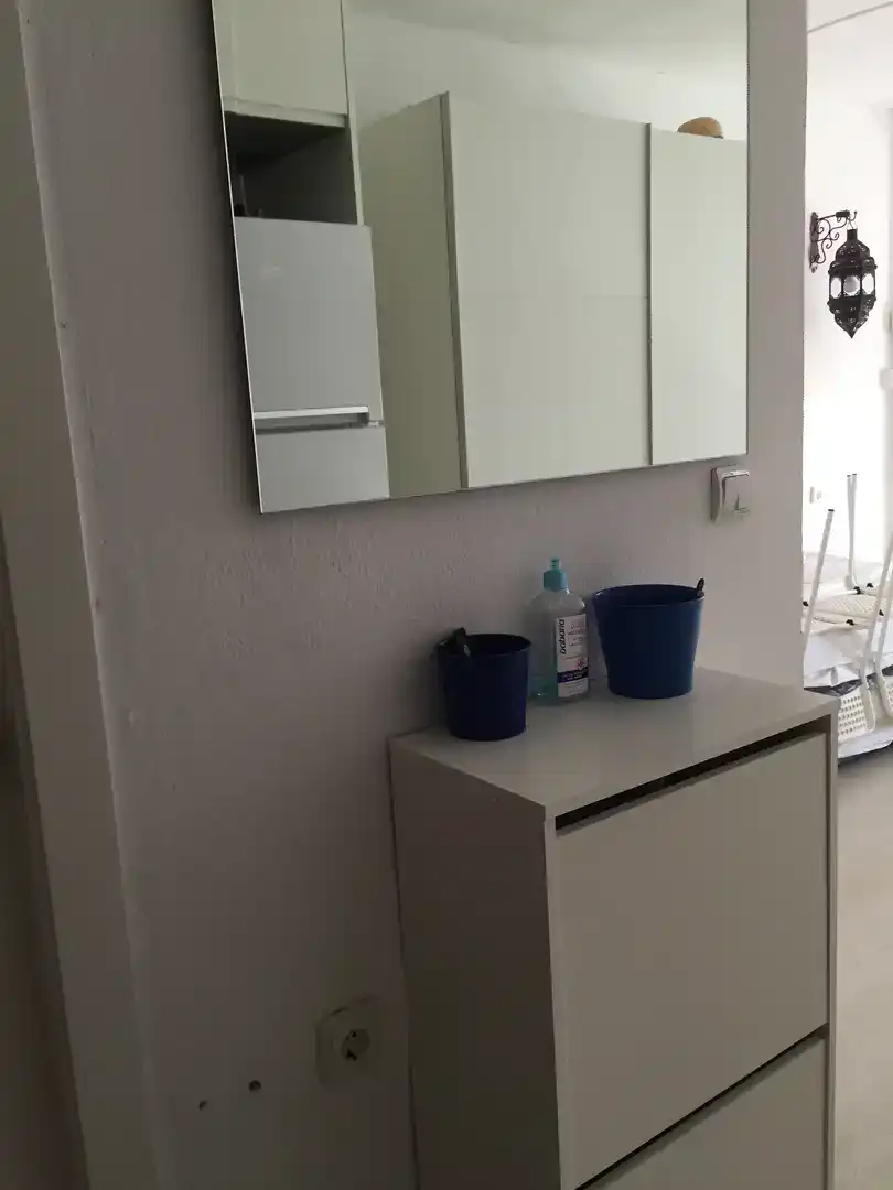 Bathroom of Study for rent in Vélez-Málaga  with Air Conditioner, Private garden and Parquet flooring