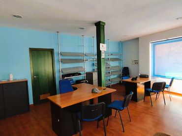 Local comercial de lloguer a Madridejos