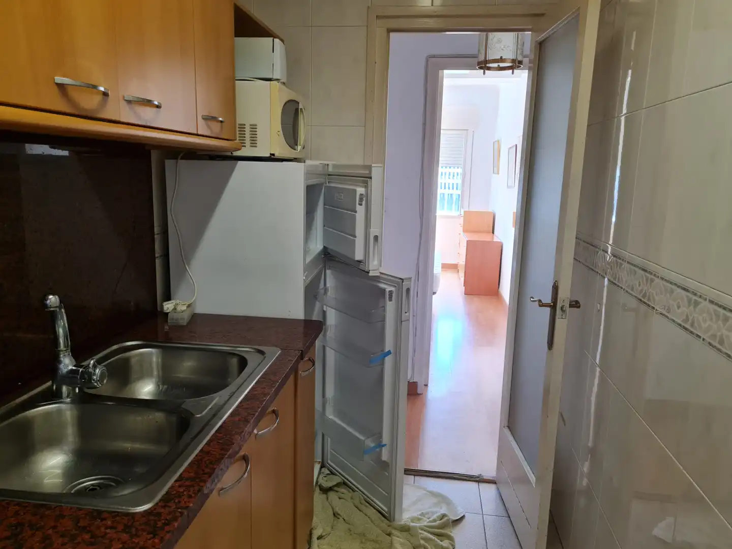 Cuina de Pis de lloguer en Girona amb Aire condicionat, Calefacció i Parquet