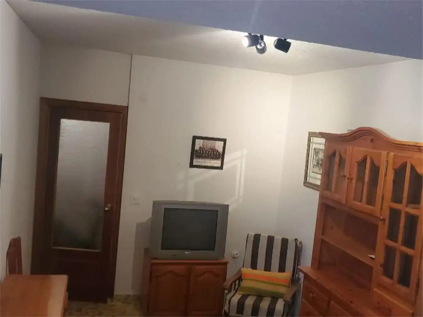 Sala d'estar de Pis en venda en Los Navalucillos amb Moblat i Balcó