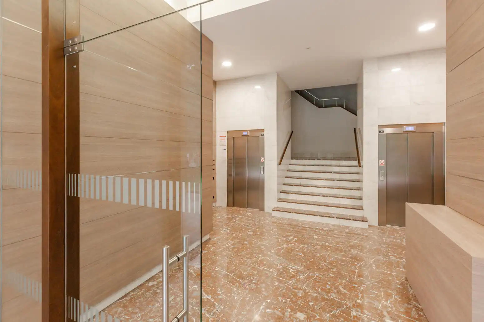 Piso en venta en  Pamplona / Iruña con Calefacción y Parquet