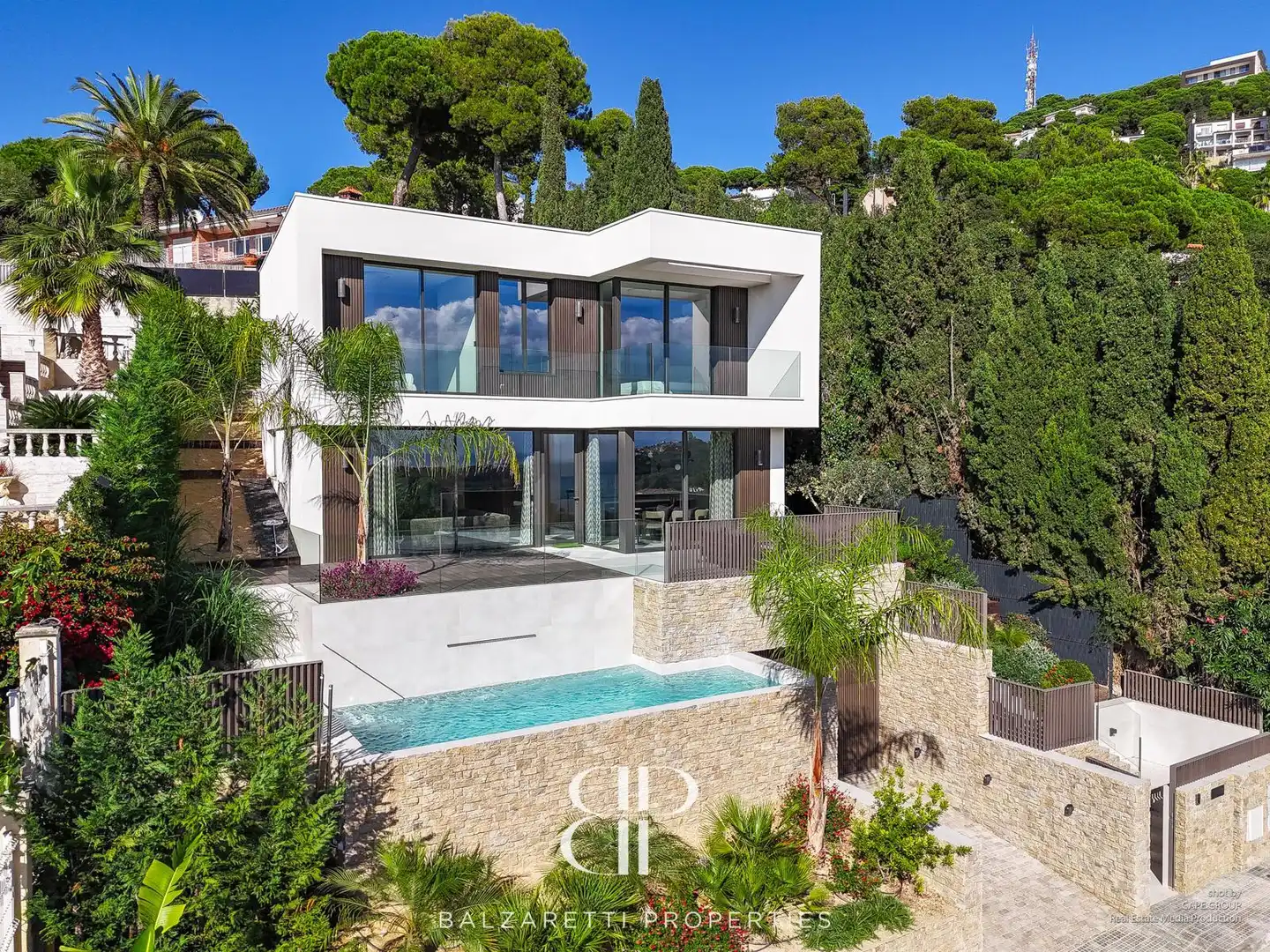 Vista exterior de Casa o xalet en venda en Lloret de Mar amb Aire condicionat, Calefacció i Jardí privat