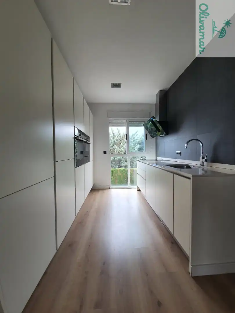 Apartment with pool for sale in Avinguda Dalí, imagen 13