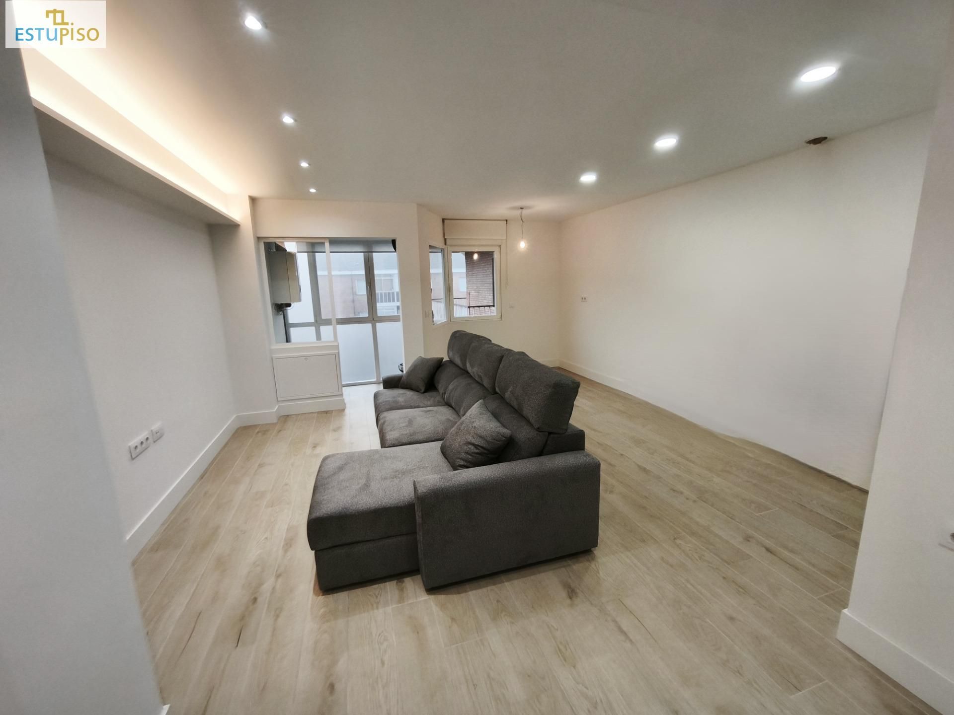 Piso en venta en Calle REYES DE NAVARRA, Zaramaga