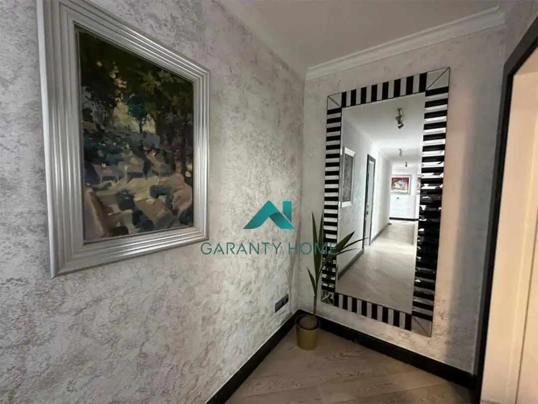 Piso de alquiler en Marbella con Calefacción, Terraza y Amueblado