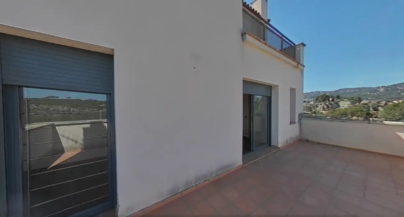 Villa con terrazza in vendita a Cervelló