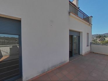 Villa con balcone in vendita a Cervelló