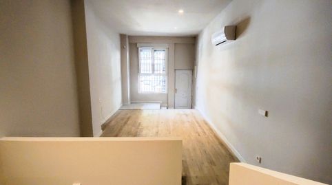 Foto 2 de Dúplex en venta en Calle de Gutierre de Cetina, Pueblo Nuevo, Madrid Capital